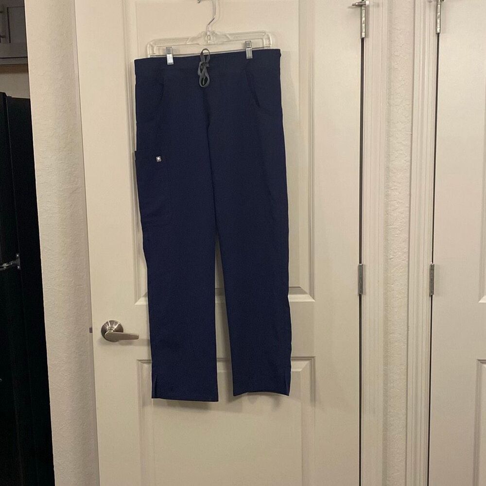 Figs Kade cargo, scrub pants, size medium